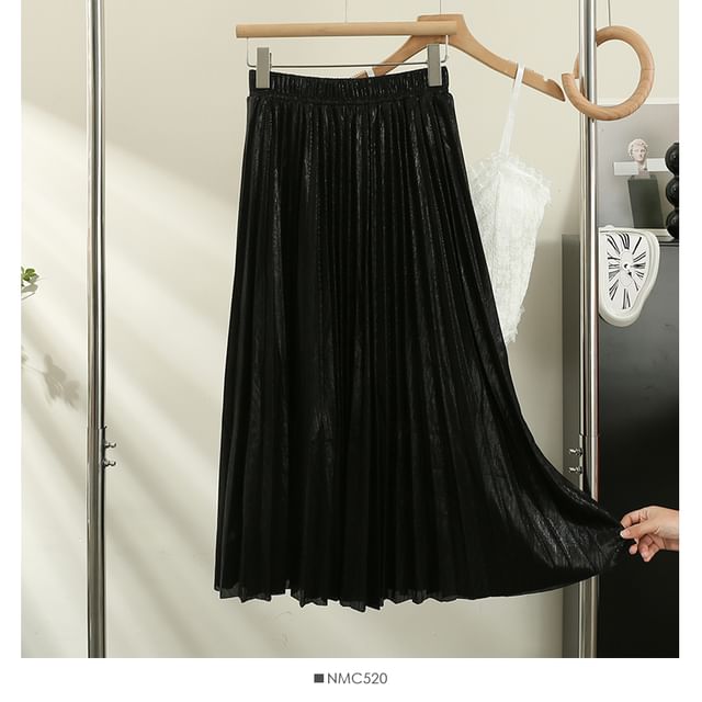Metallic Pleated A-Line Skirt