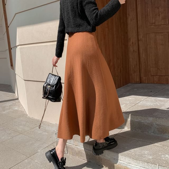 High-Rise Solid Midi A-Line Knit Skirt with Crew Neck Sweater