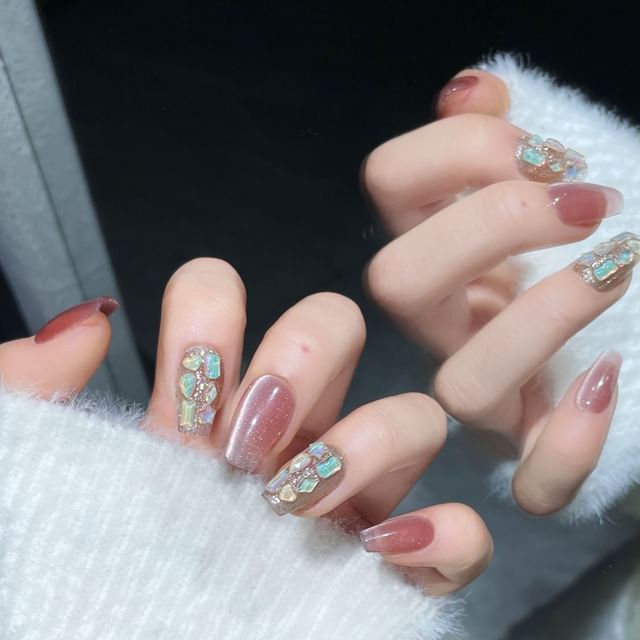 Embellished Cat Eye Press On Nail