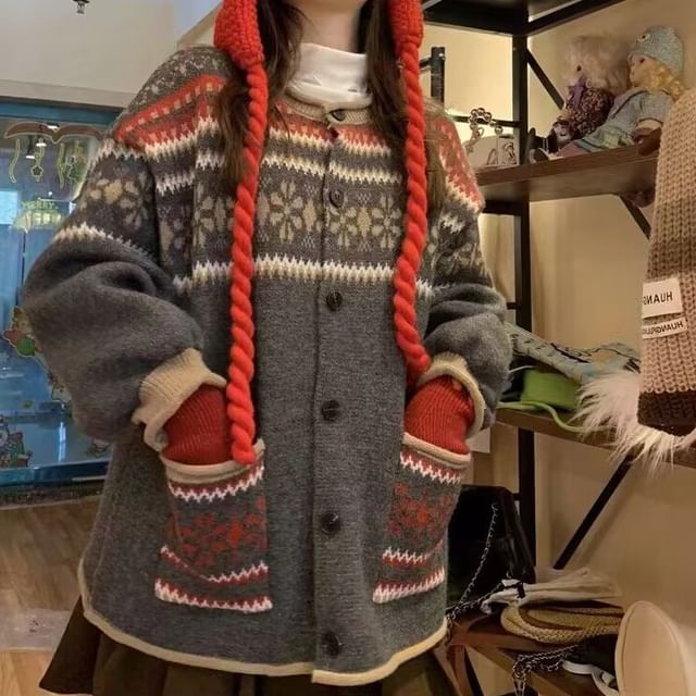 Crewneck Pattern Button-Up Cardigan