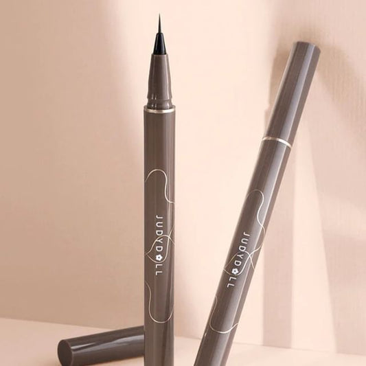 Slim Liquid Eyeliner