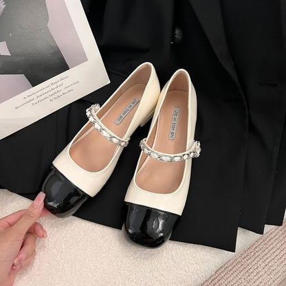 Square-Toe Chained Mary Jane Shoes