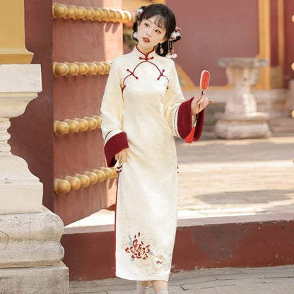 Long-Sleeve Floral Embroidered A-Line Qipao / Round Neck Fluffy Trim Buckle Vest / Tassel Charm / Set
