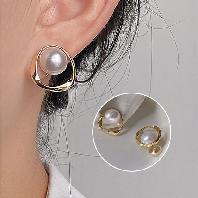 Hoop Ear Alloy Faux Pearl Cuff