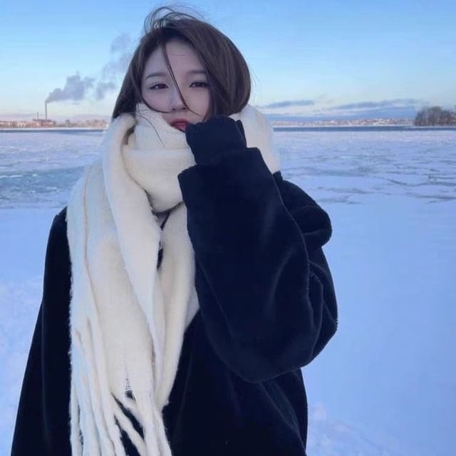 Fringed Plain Scarf