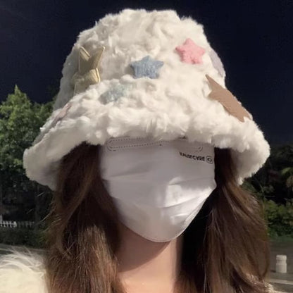 Star Applique Fleece Bucket Hat
