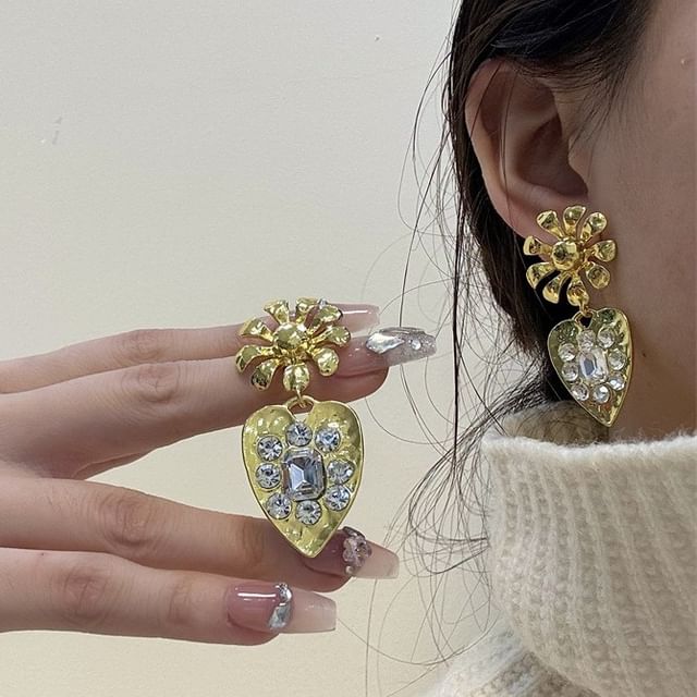 Earring Rhinestone Heart Drop