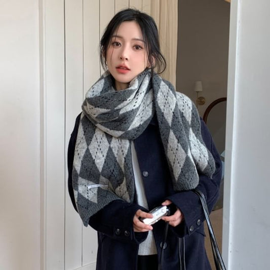Scarf Argyle Knit