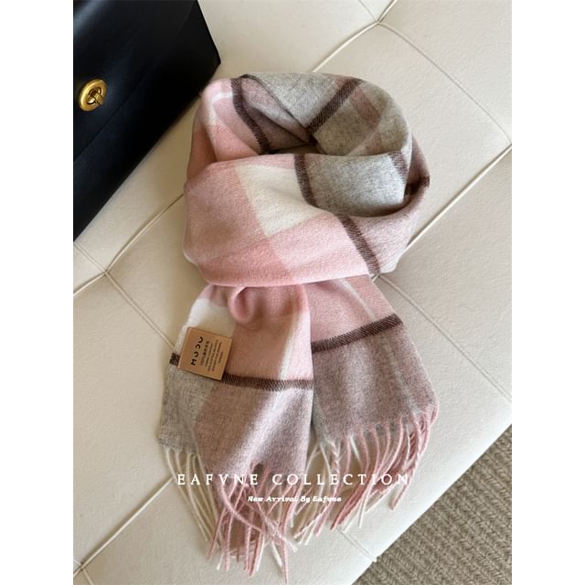 Applique Lettering Wool Scarf Plaid Fringed