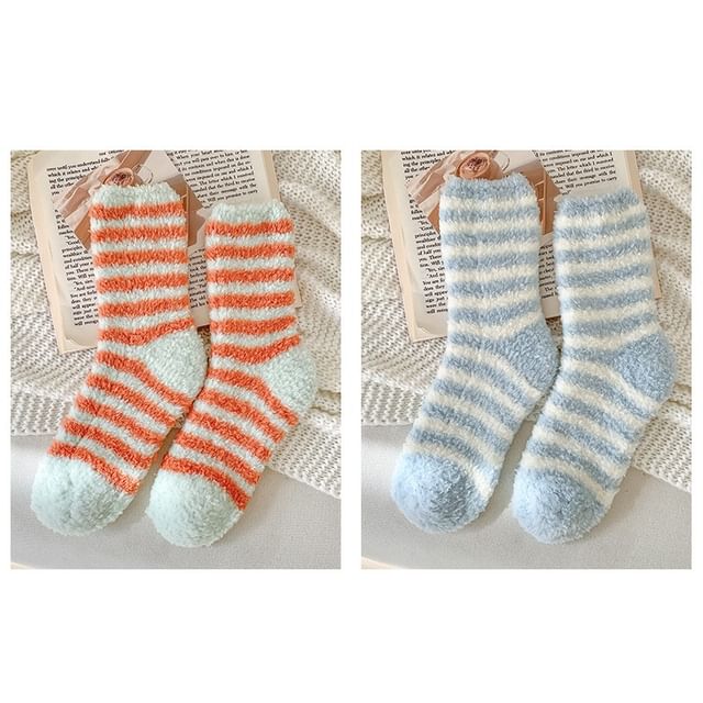 Striped Fleece Socks / Set