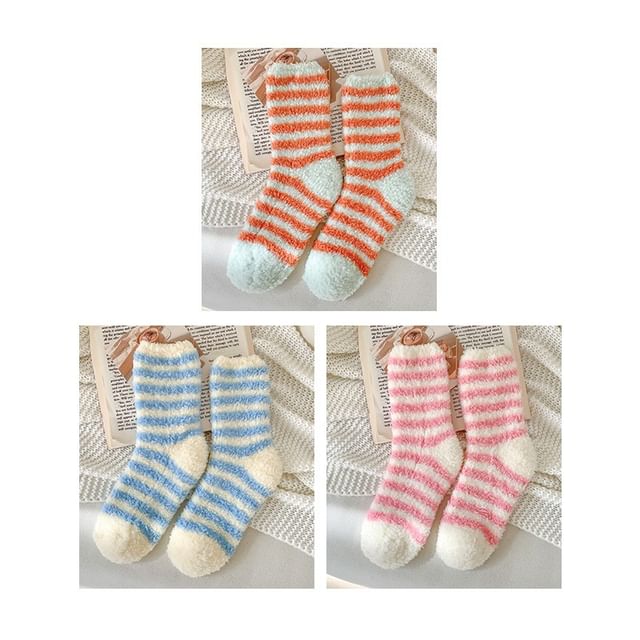 Striped Fleece Socks / Set