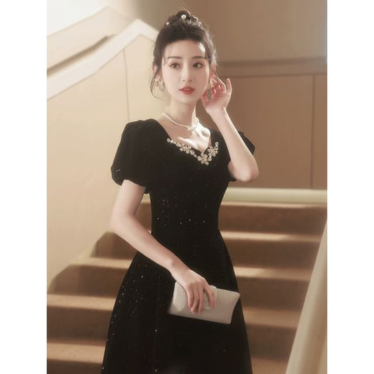 (Various Bow Glitter Velvet Puff-Sleeve Designs) Back Gown Rhinestone A-Line Evening