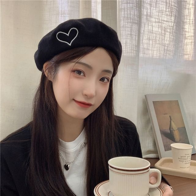Heart Embroidery Beret
