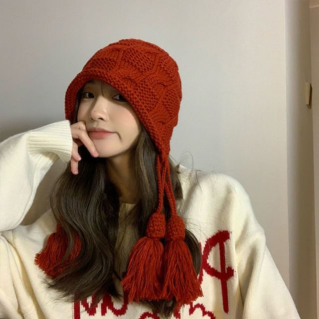 Knit Bonnet Tasseled Hat