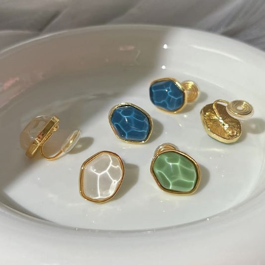 Faux Irregular Gemstone Alloy Ear Cuff