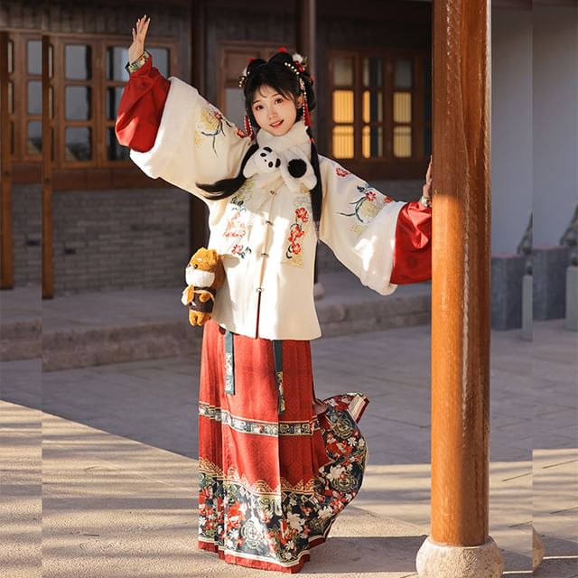 Flower Embroidered Hanfu Costume Set