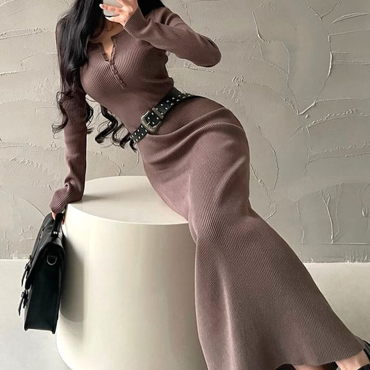 Long-Sleeve Ribbed Knit Mermaid Maxi Dress