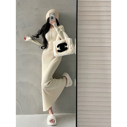 Long-Sleeve Ribbed Knit Mermaid Maxi Dress