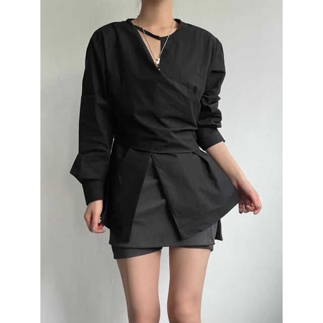 Long-Sleeve Round Neck Plain Cutout Slit Blouse