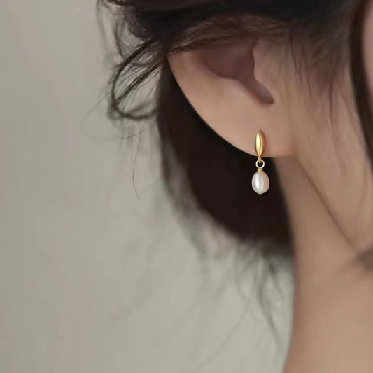 Faux Pearl Drop Earring