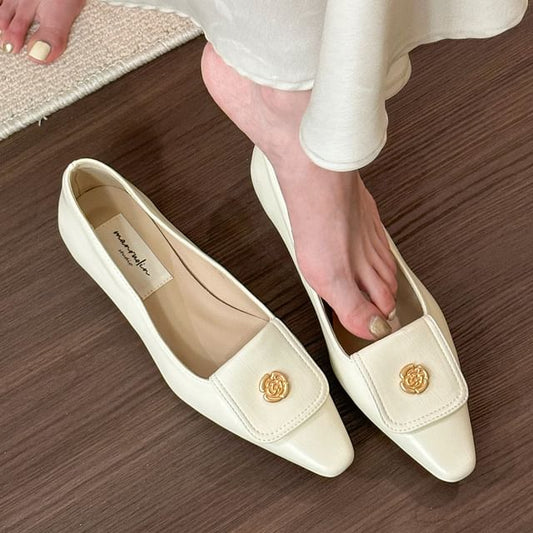 Flower Accent Loafers