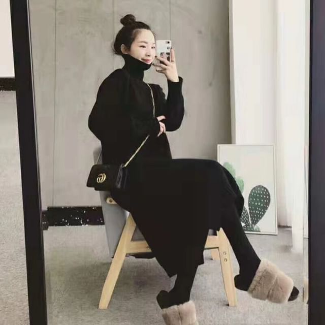 Long-Sleeve Turtleneck Plain Midi Sweater Dress