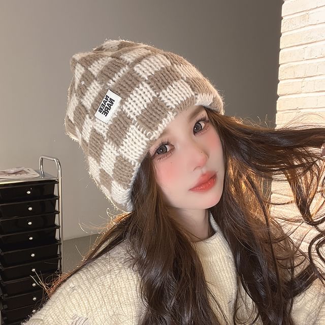 Lettering Applique Checker Knit Beanie