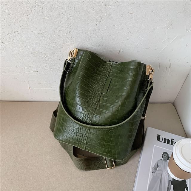 Croc Grain Bucket Bag