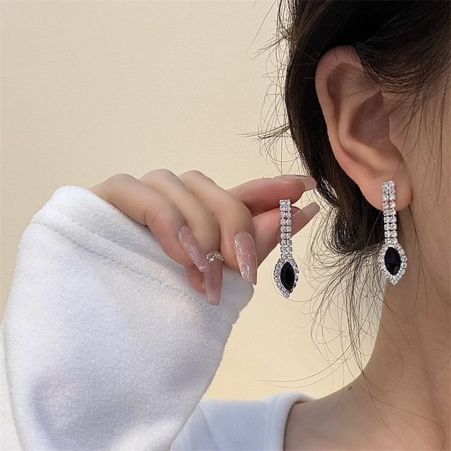 Earring / Rhinestone Pendant Necklace Drop