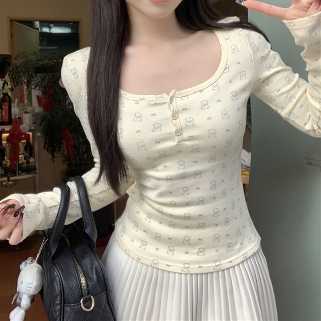 Long-Sleeve Henley Bear Print T-Shirt