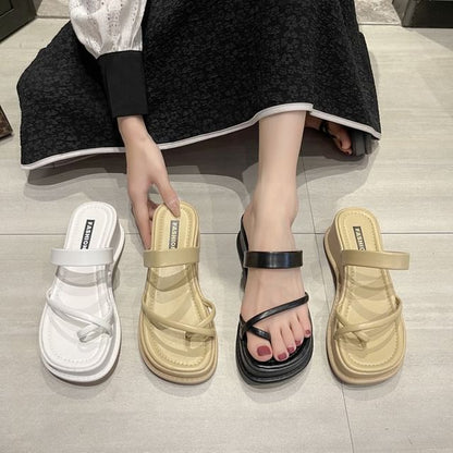 Toe Loop Platform Slide Sandals