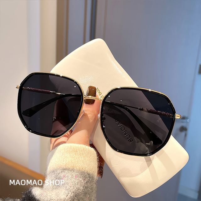 Oversized Geometric Frame Sunglasses