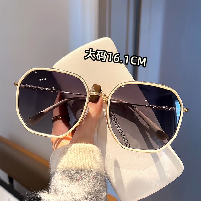 Oversized Geometric Frame Sunglasses