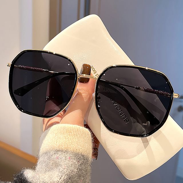Oversized Geometric Frame Sunglasses