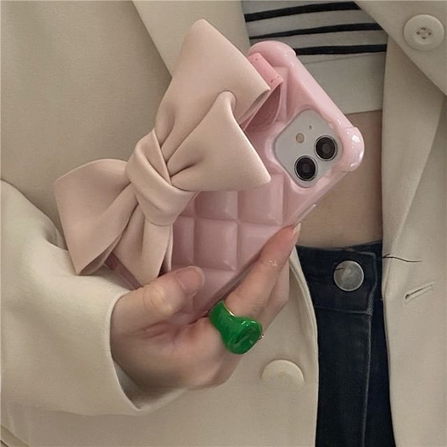 Bow Case Phone