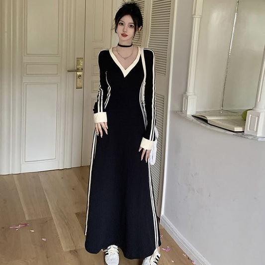 Long-Sleeve V-Neck Striped Maxi A-Line Dress