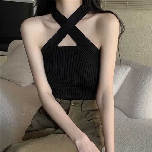 Cross Strap Plain Crop Top
