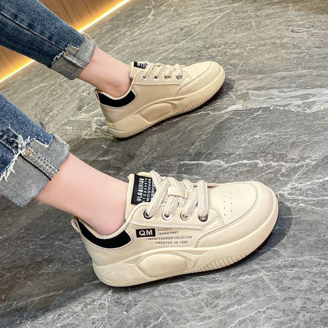 Platform Two Tone Lettering Print Lace-Up Sneakers