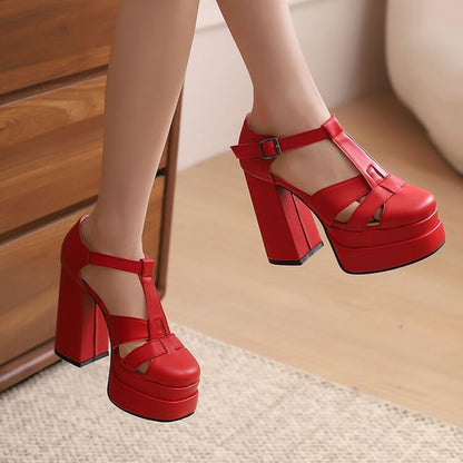 Chunky Heel Plain Buckled Faux Leather Sandals