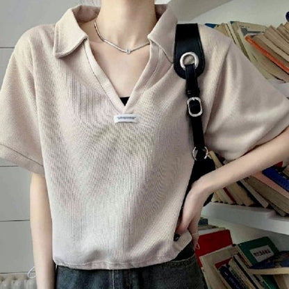 Short-Sleeve V-Neck Applique Drawstring Hem Polo Shirt