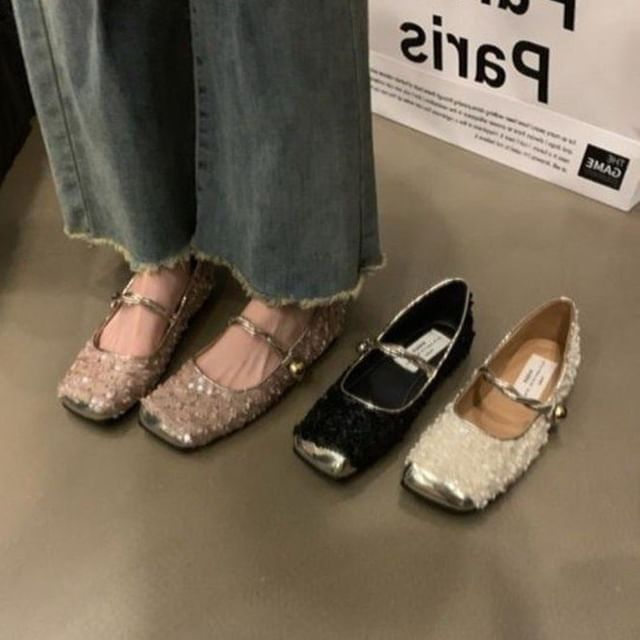 Mary-Jane-Schuhe mit Pailletten und eckiger Zehenpartie