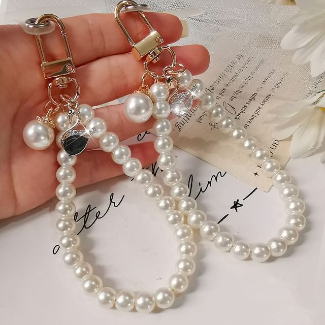 Faux Pearl Phone Strap with Lanyard Pad