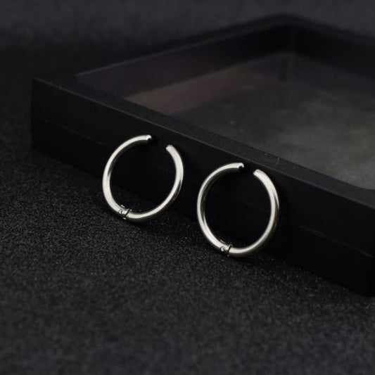 Silver Tone Ear Cuff