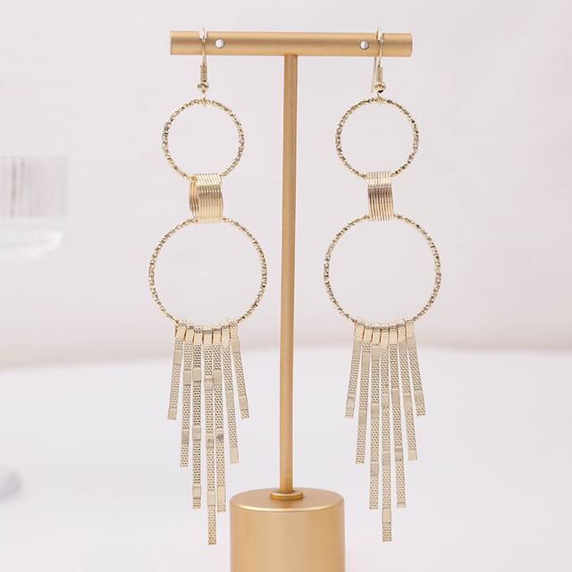 Metal Dangle Earring