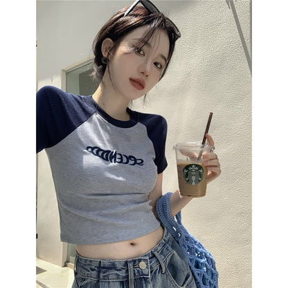Short-Sleeve Crew Neck Letter Embroidered Cropped T-Shirt