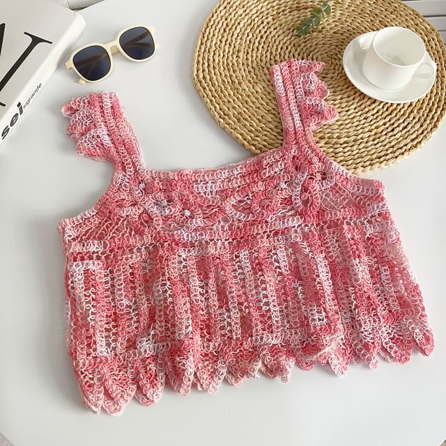 Haut court sans manches en crochet