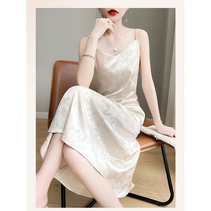 Thin Strap V-Neck Satin Midi A-Line Dress