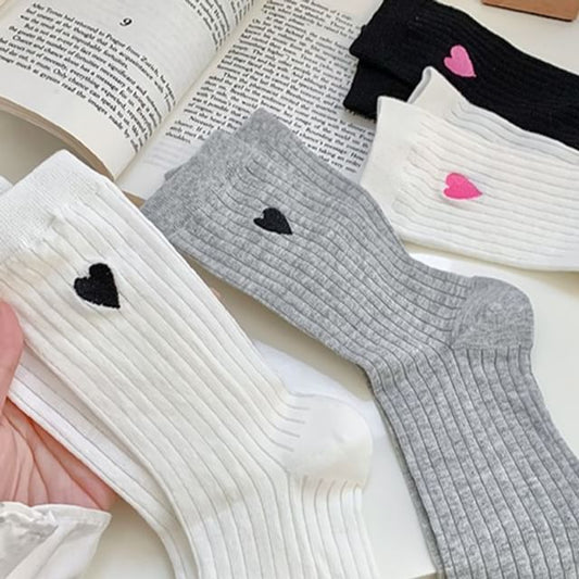 Heart Embroidered Socks Set