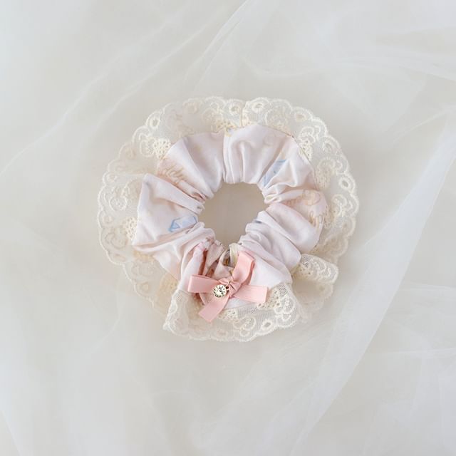 Japanese Lace Scrunchie