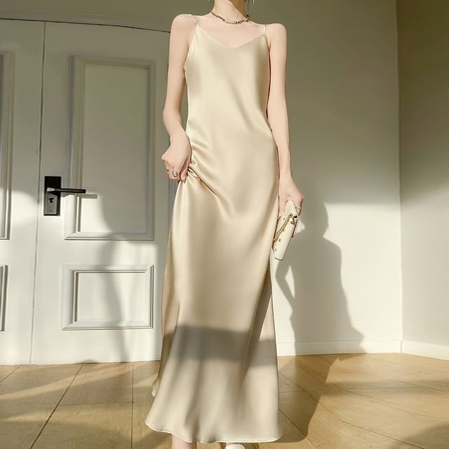 Thin Strap V-Neck Simple Maxi A-Line Dress